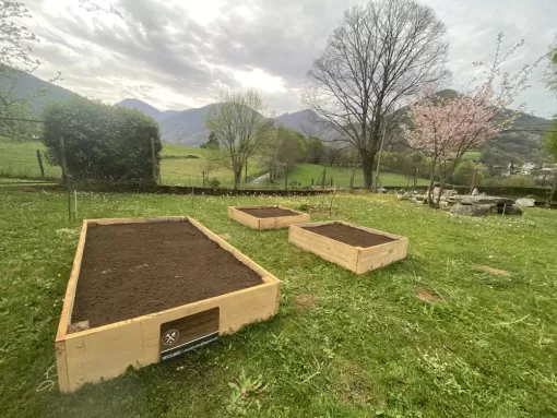 Création de bac potager avec un remplissage en lasagne à Nay: la solution bio et productive signée Vincentretien, Nay, Vincentretien