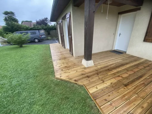 Construction terrasse bois sur mesure Tarbes, Nay, Vincentretien