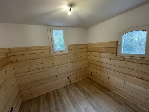 Rénovation complète d’une pièce en bureau à Nay, Nay, Vincentretien