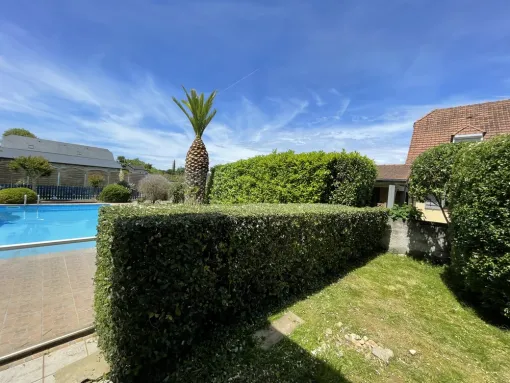 Taille de haie à Bizanos, Nay, Vincentretien