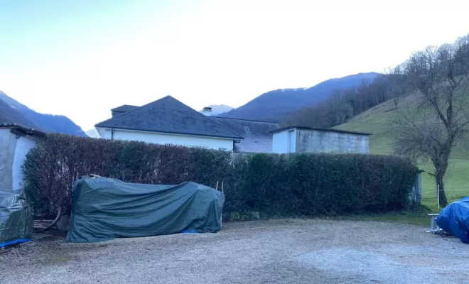 Taille de haies avec rabattage à Arthez-d'Asson, Nay, Vincentretien